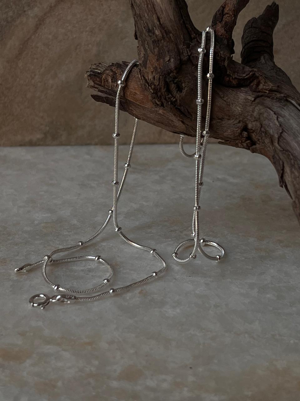 Minimalist snake dot anklet in sterling silver