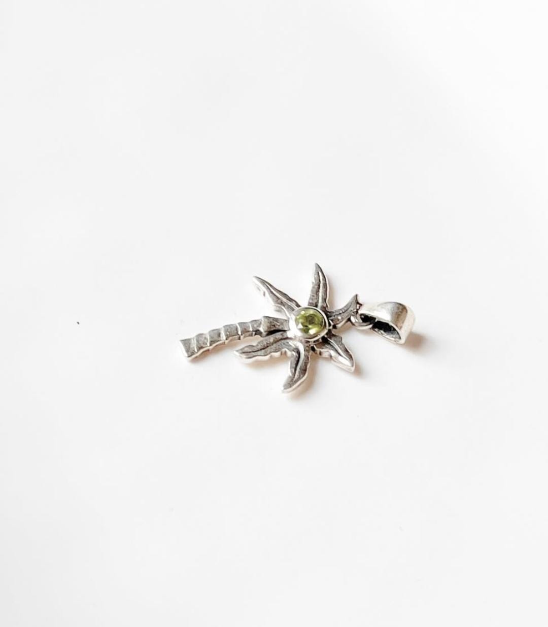 Peridot Palm Tree 925 Sterling Silver Pendant