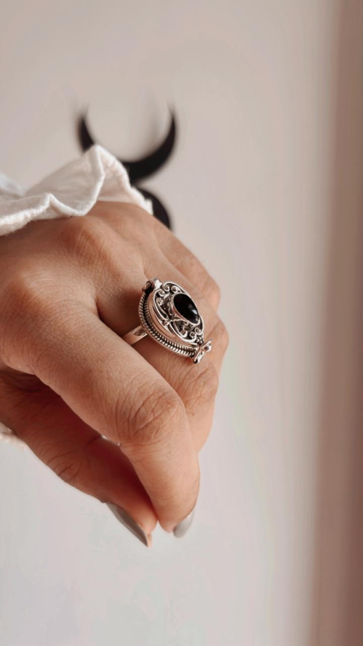 Black Onyx Storage 925 Sterling Silver Ring