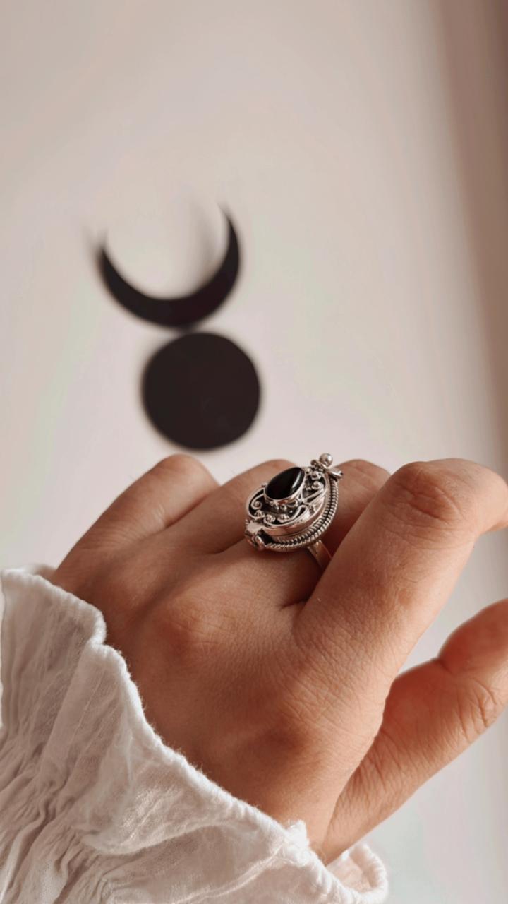 Black Onyx Storage 925 Sterling Silver Ring