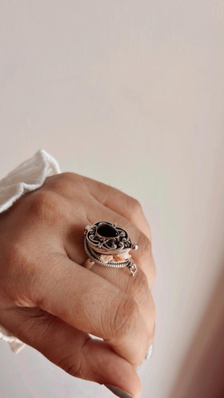 Black Onyx Storage 925 Sterling Silver Ring