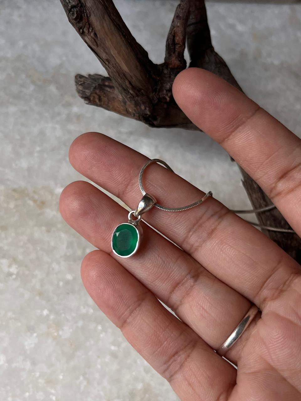 Green Onyx Oval Cut 925 Sterling Silver Pendant