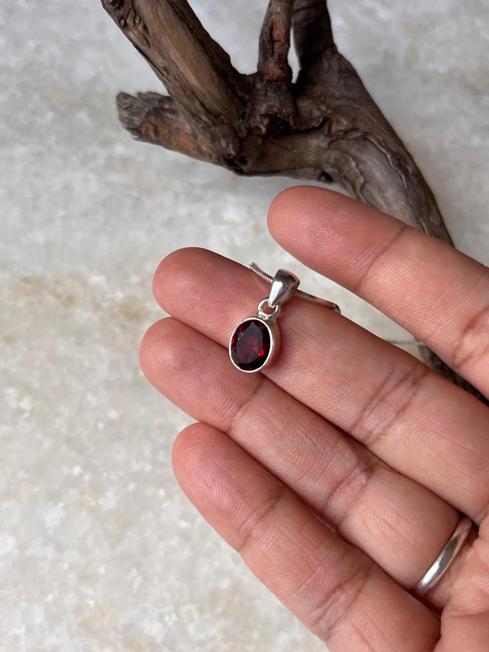 Garnet Oval 925 Sterling Silver Pendant