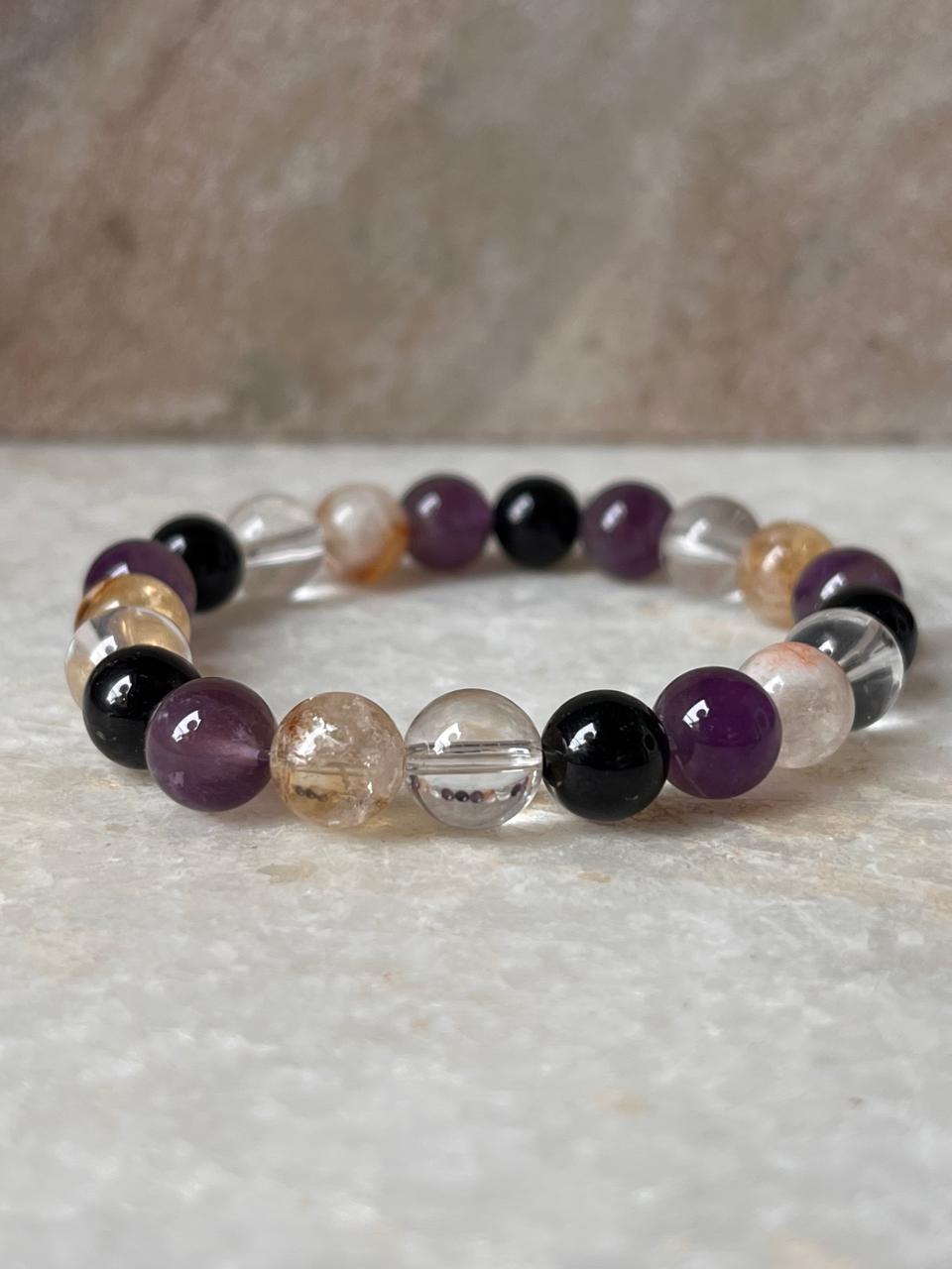 Astrology bracelet for Libra with natural crystal beads