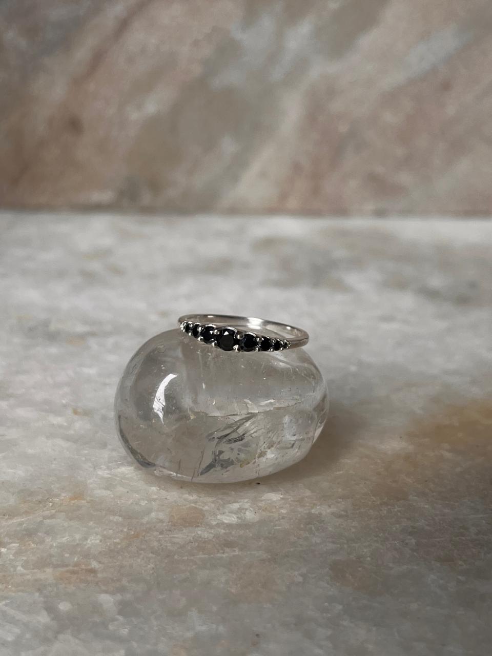Black Spinel 9 Gradient 925 Sterling Silver Ring