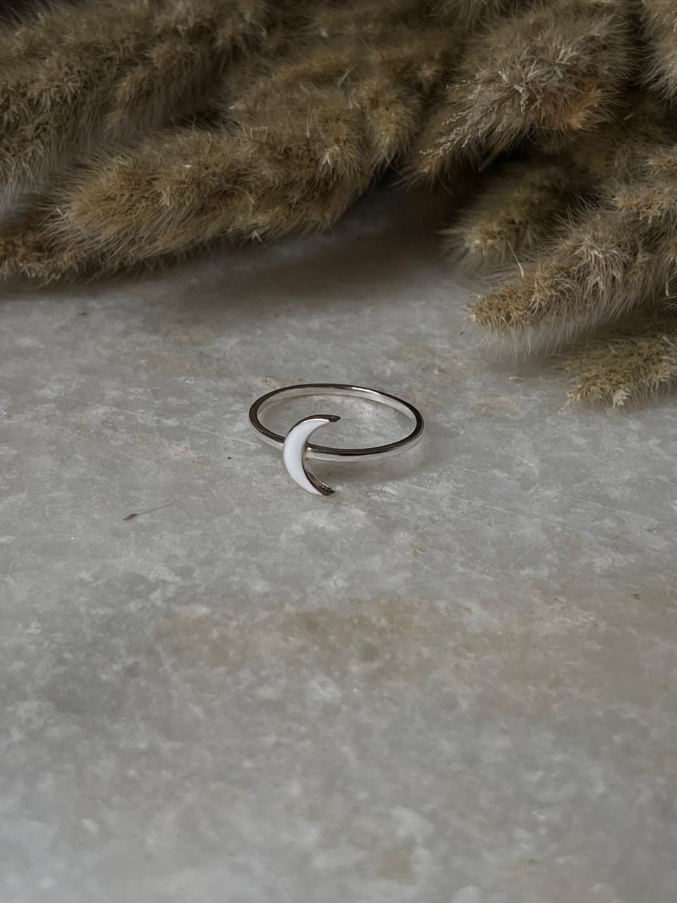 White Enamel Crescent Moon 925 Sterling Silver Ring
