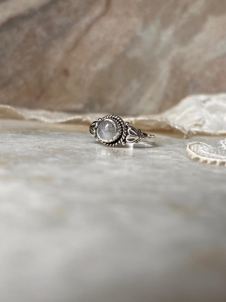 Moonstone Round Boho 925 Sterling Silver Ring