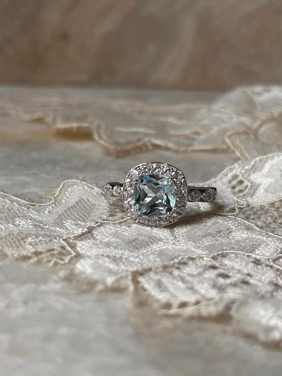Blue Topaz & White Topaz Cushion Cut Vintage Solitaire 925 Sterling Silver Ring