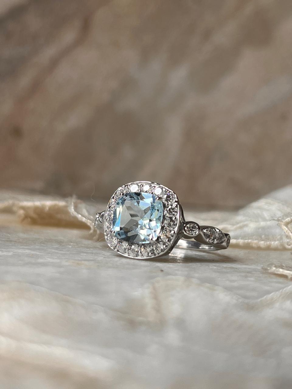 Blue Topaz & White Topaz Cushion Cut Vintage Solitaire 925 Sterling Silver Ring