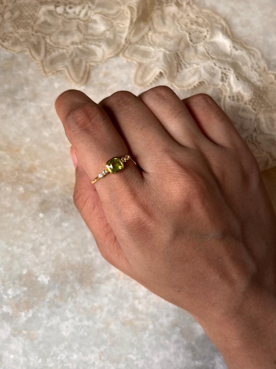 August Birthstone Peridot Ring with White Topaz in 925 Sterling Silver