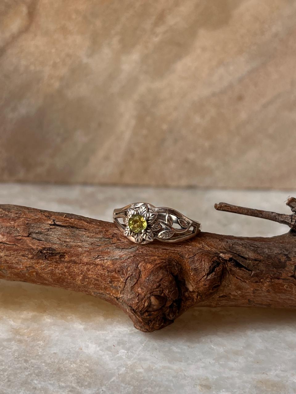 Peridot Forest 925 Sterling Silver Ring