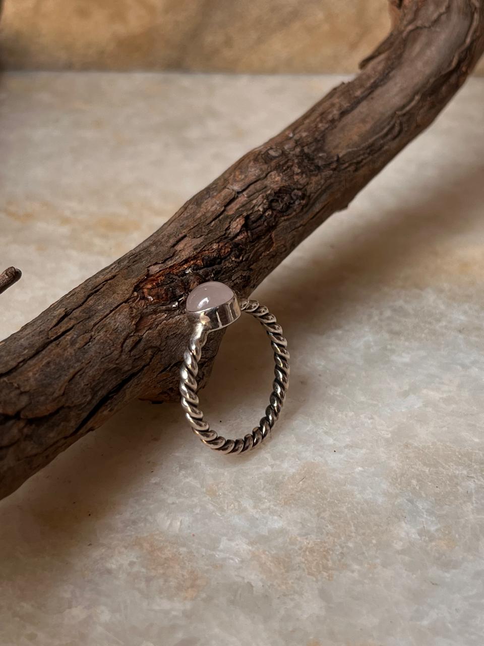 Rose Quartz Rope Band 925 Sterling Silver Ring