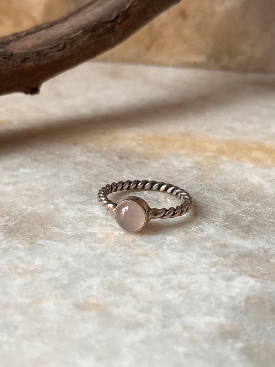 Rose Quartz Rope Band 925 Sterling Silver Ring