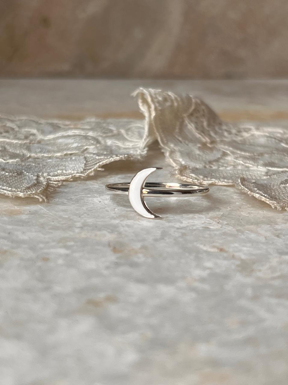 White Enamel Crescent Moon 925 Sterling Silver Ring
