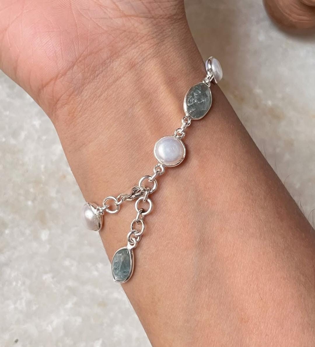 925 sterling silver bracelet with kyanite and pearls