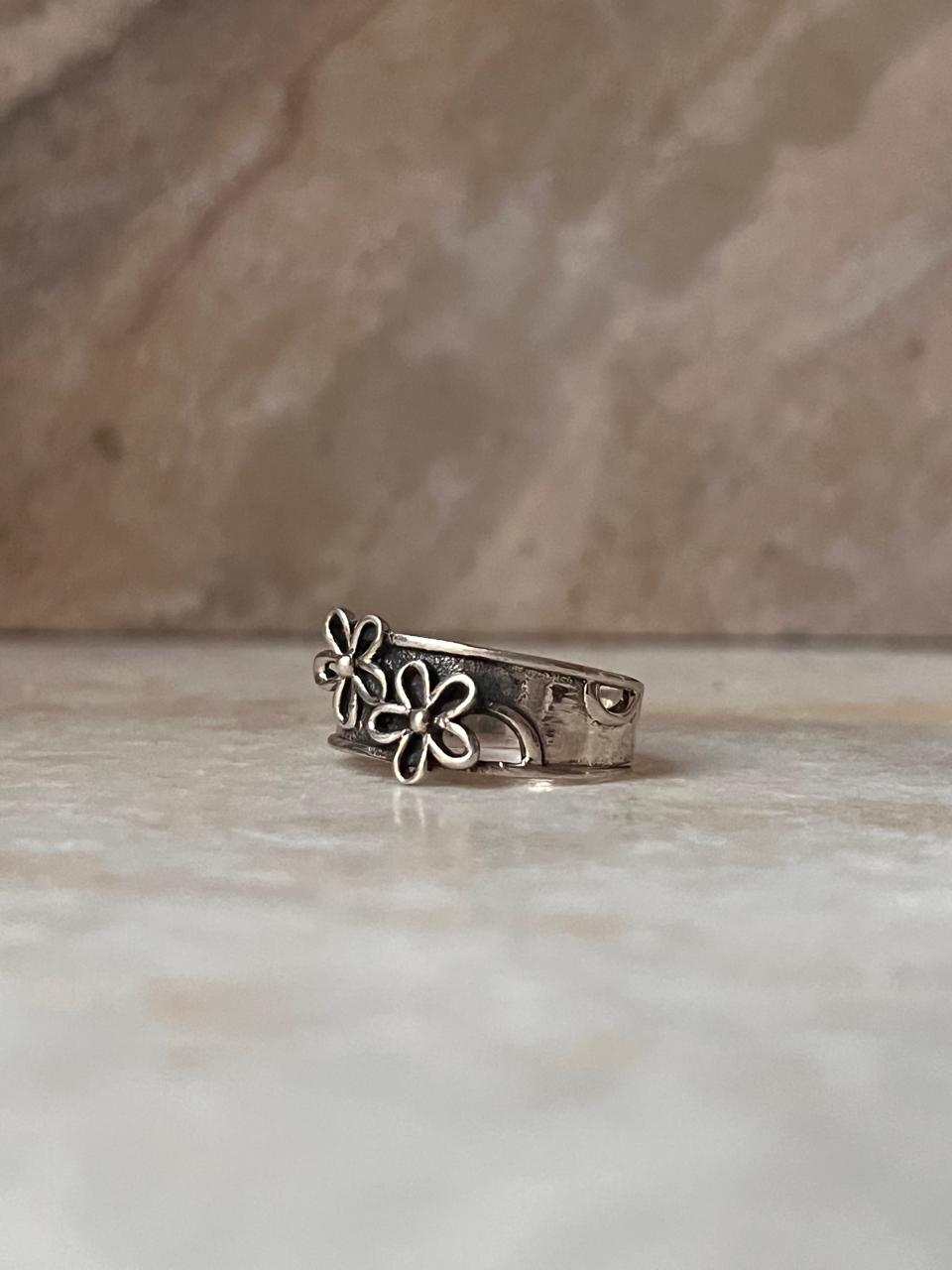 3D Floral Patch Cut Out Band 925 Sterling Silver Ring