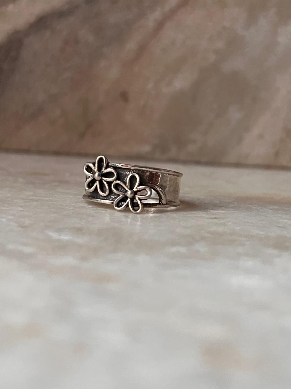 3D Floral Patch Cut Out Band 925 Sterling Silver Ring
