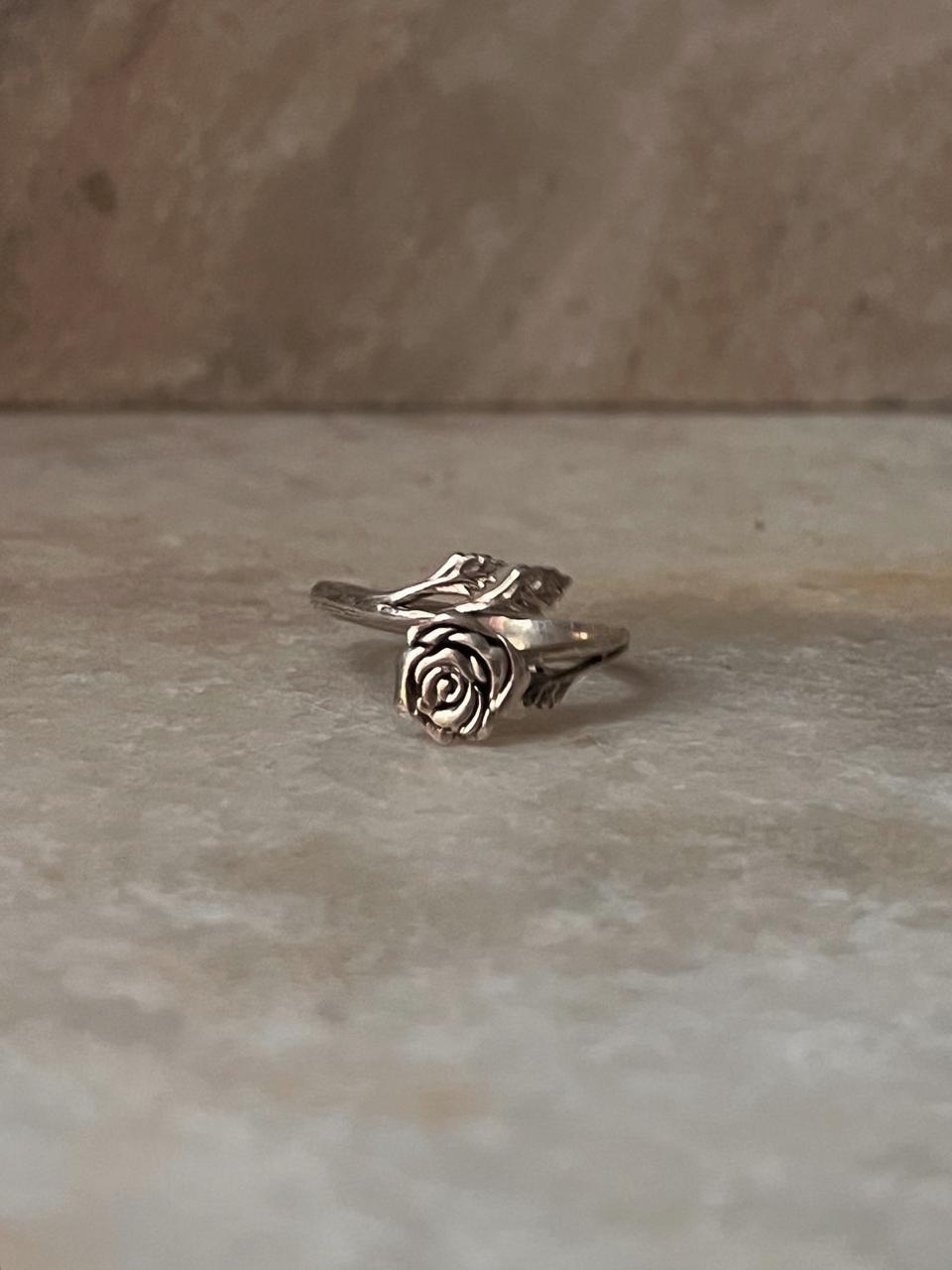 Vintage Rose 925 Sterling Silver Ring