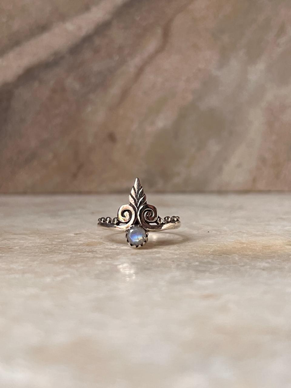 Moonstone Balinese Rawa Leaf 925 Sterling Silver Ring