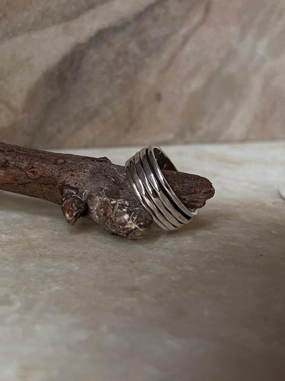 Hammered Spinner/ Meditation/ Jaap 925 Sterling Silver Ring