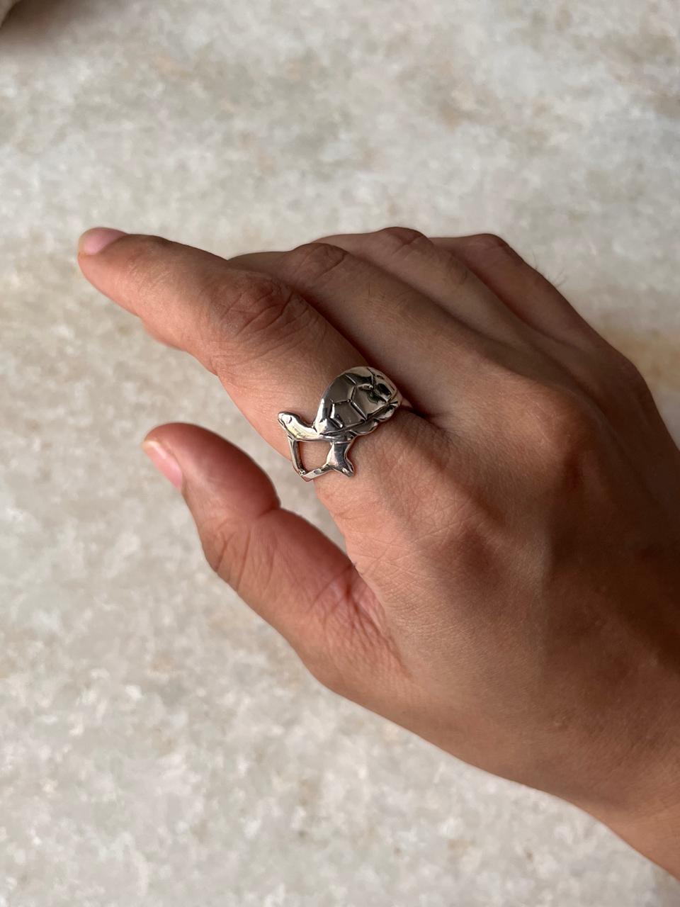 Horizontal Tortoise 925 Sterling Silver Ring