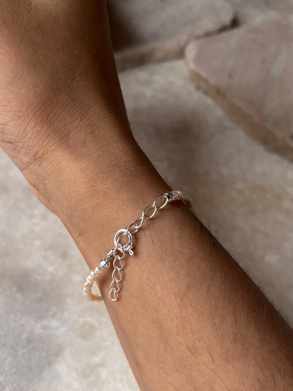 Elegant pearl stacking bracelet with silver lock