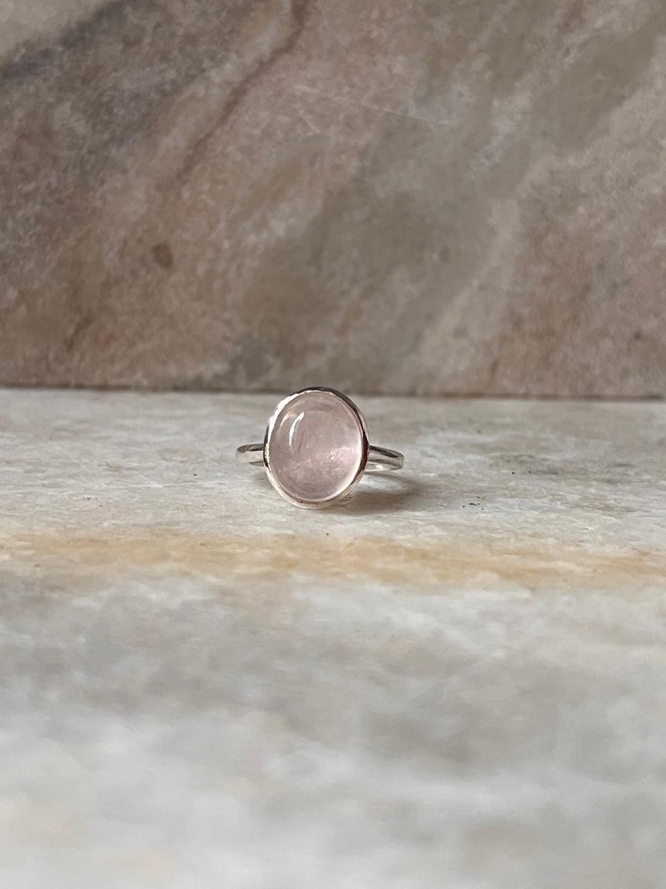 Rose Quartz Oval Plain 925 Sterling Silver Ring