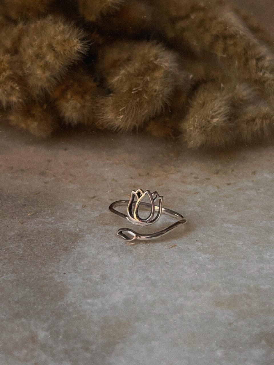 Lotus Cut Out Minimal Adjustable 925 Sterling Silver Ring