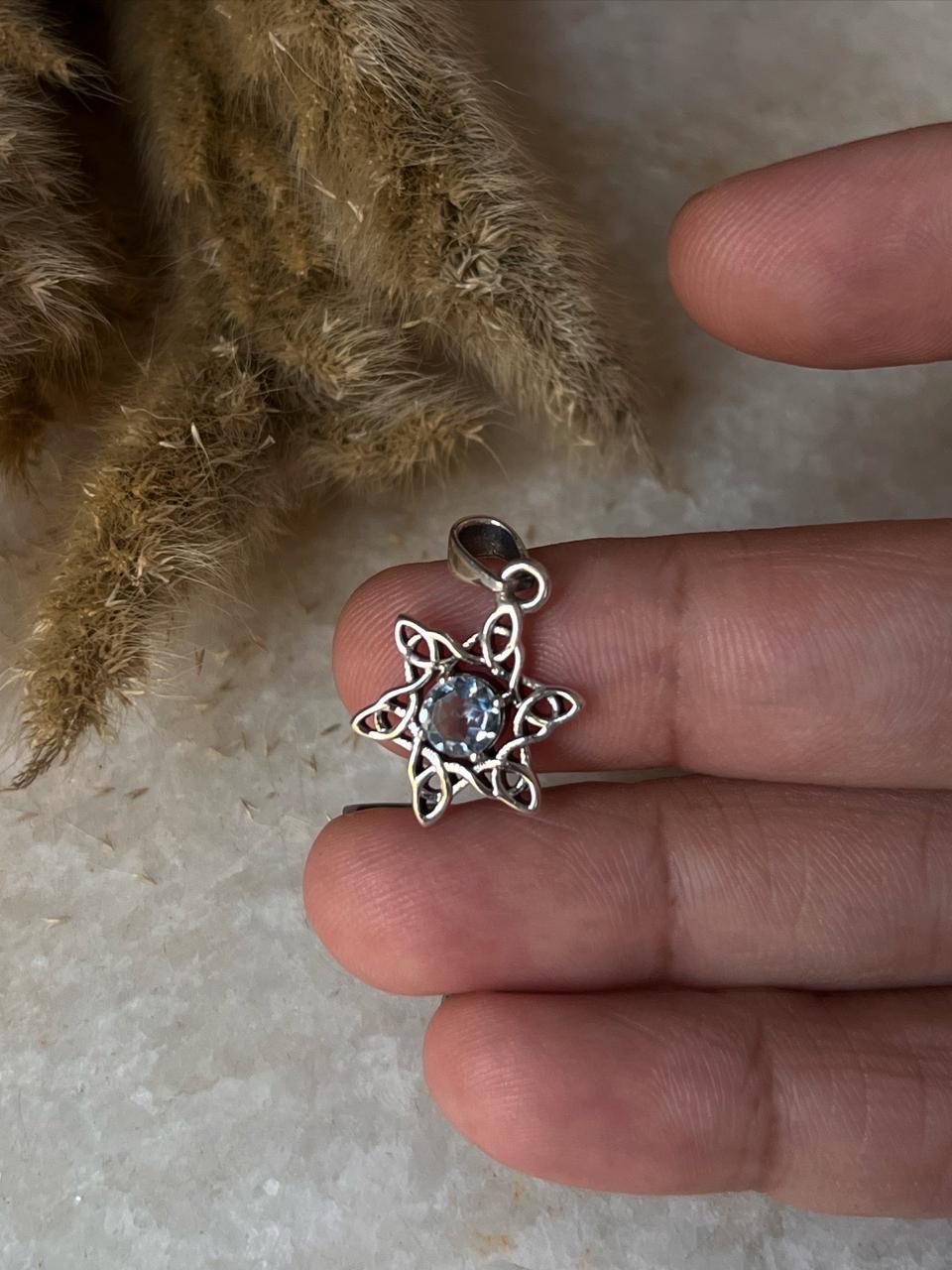 Blue Topaz Sun Celtic Knot 925 Sterling Silver Pendant