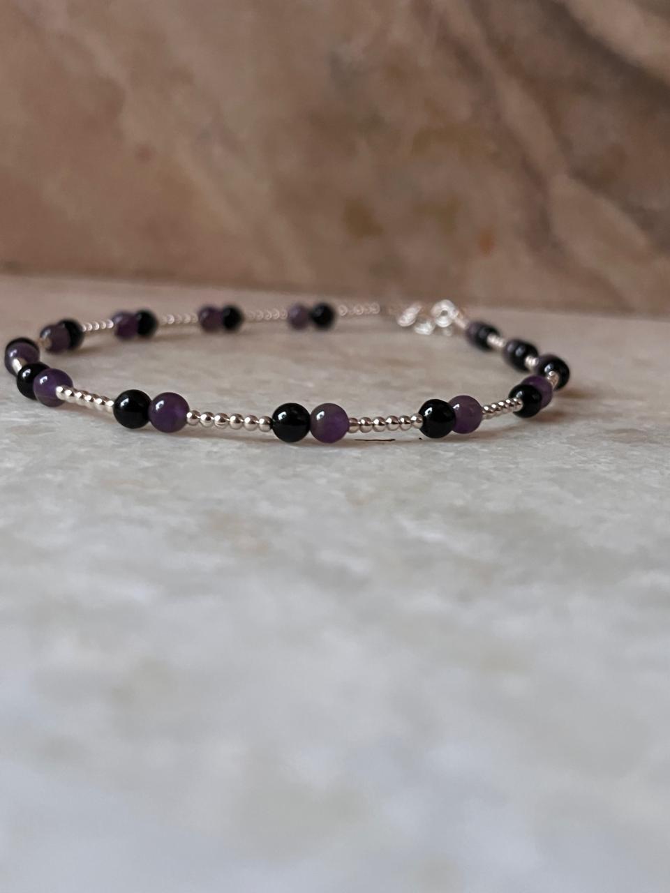 Healing Crystal Bracelet with Onyx, Amethyst, and 925 Silver Beads
