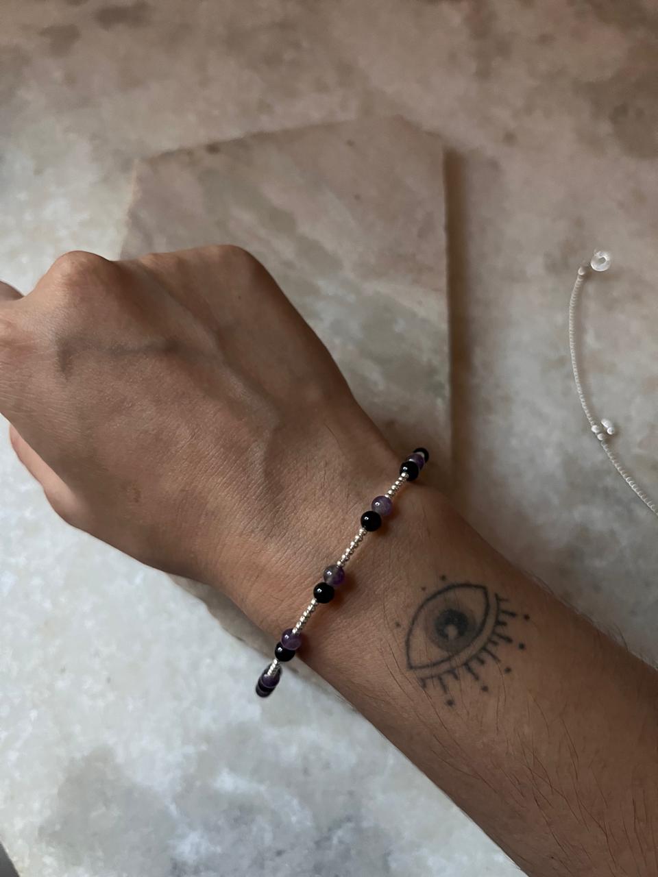 Natural Amethyst and Black Onyx 4mm Beaded Bracelet with Silver Balls