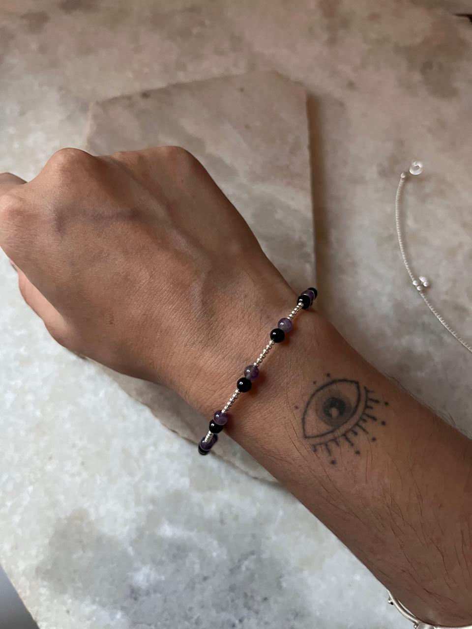 Dainty 925 Silver Bracelet with Black Onyx and Amethyst Stones