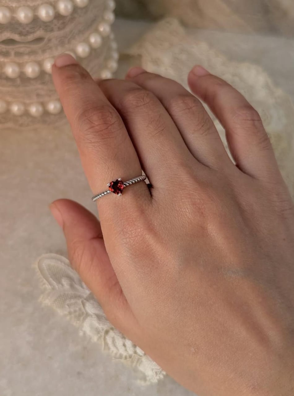Romantic heart shaped garnet ring in sterling silver rope band