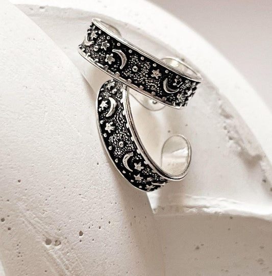 Chand Sitare pure silver toe rings with intricate design