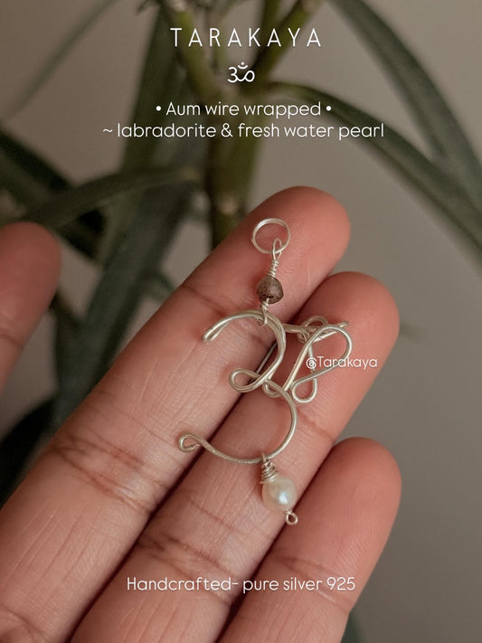 925 Sterling Silver Wire Wrapped Aum/ Om - Labradorite & Pearl Handcrafted Pendant