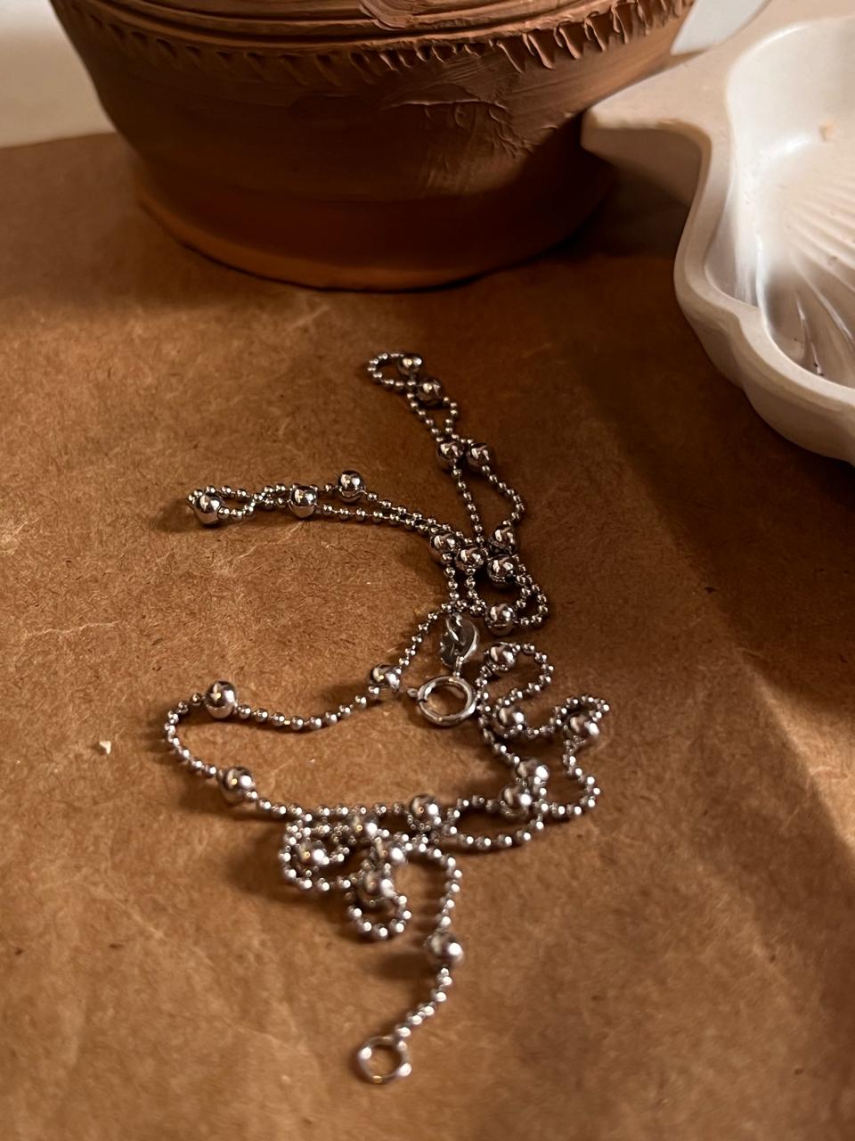 Timeless satellite (dots) silver chain for layered looks