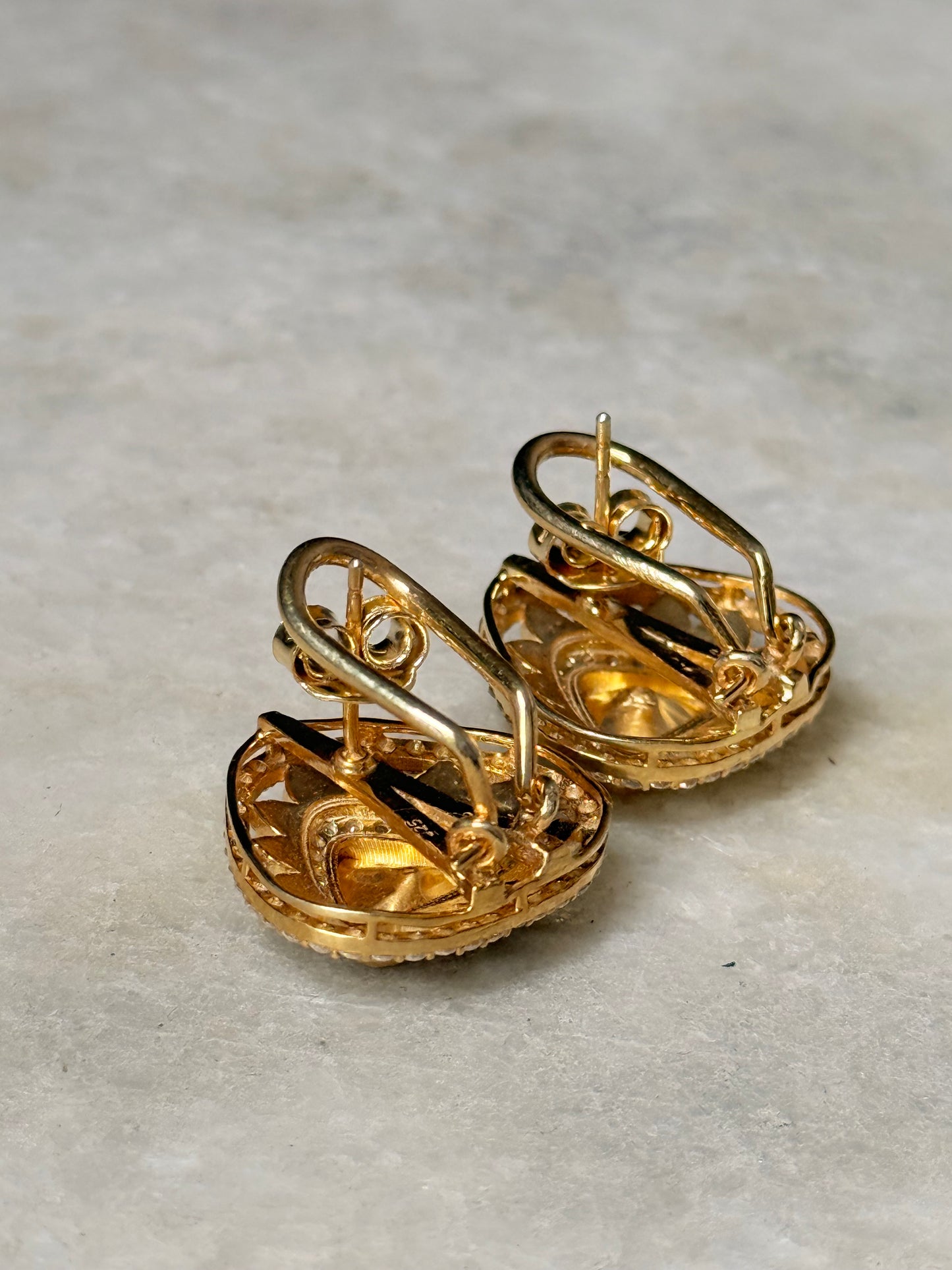925 Sterling Silver Gold Plated Antique Moissanite Polki Green Kundan Triangle Studs Earrings