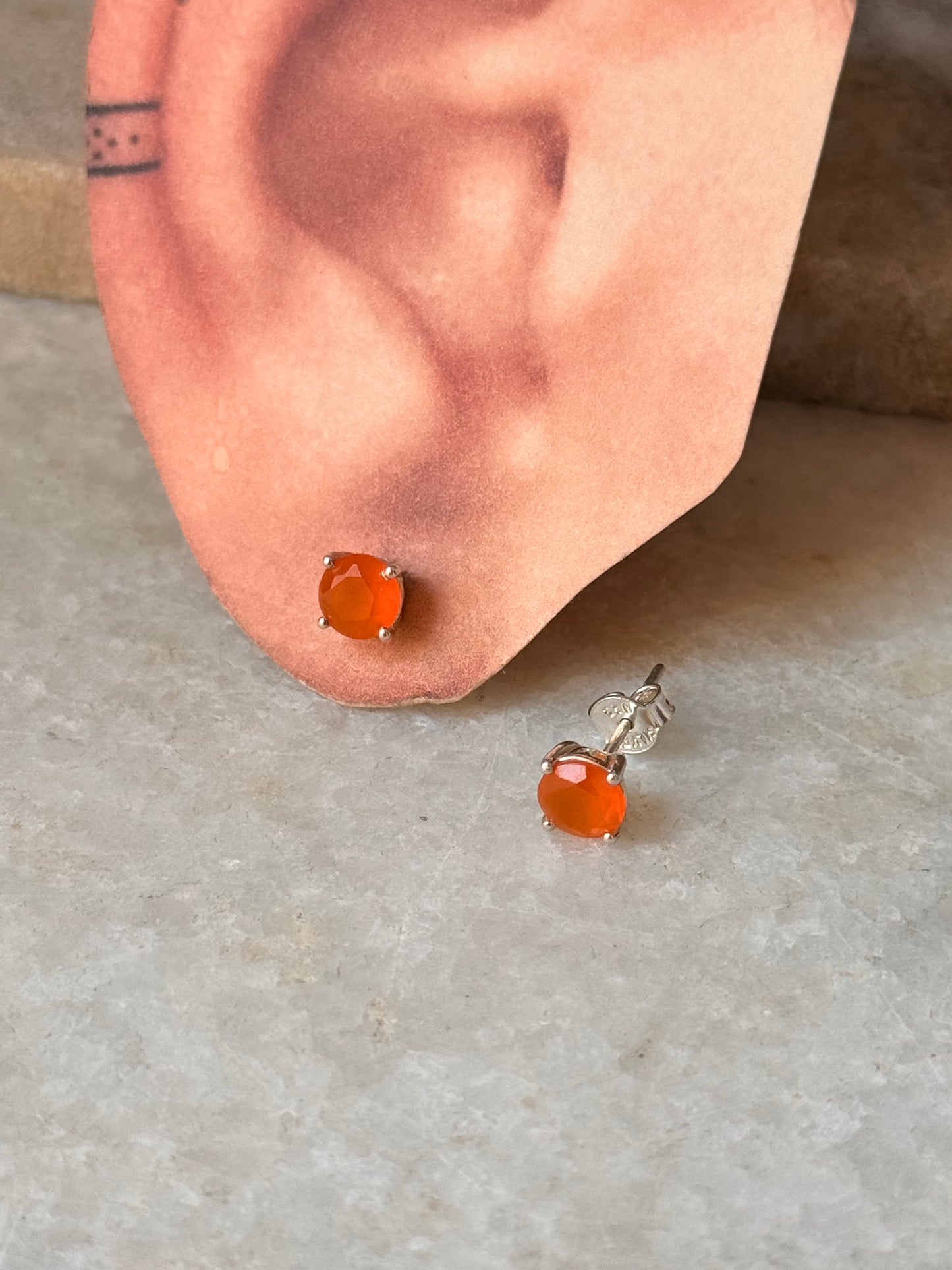 925 Sterling Silver Carnelian Round Studs 6mm Earrings