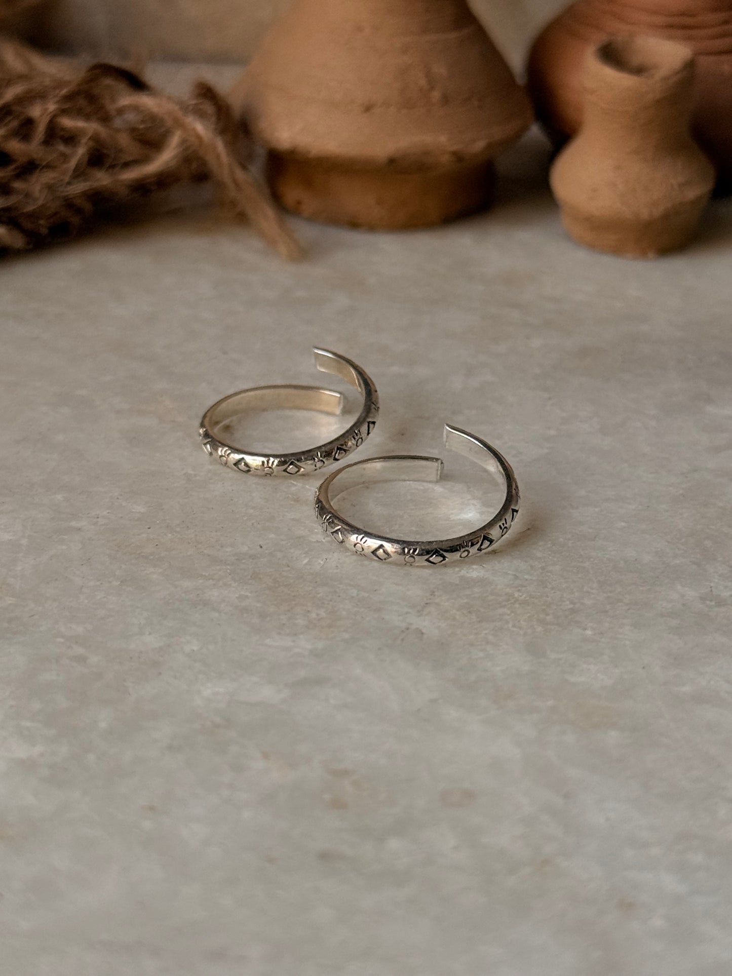 925 Sterling Silver Tribal Engraved Toe Ring