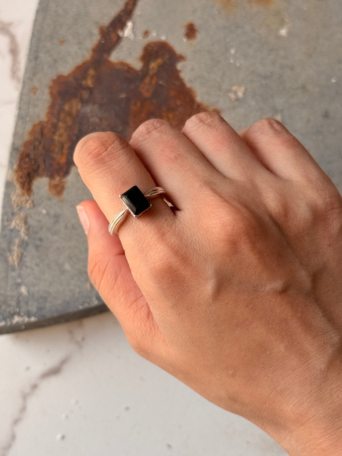 925 Sterling Silver Black Onyx Rectangle Contemporary Style Ring