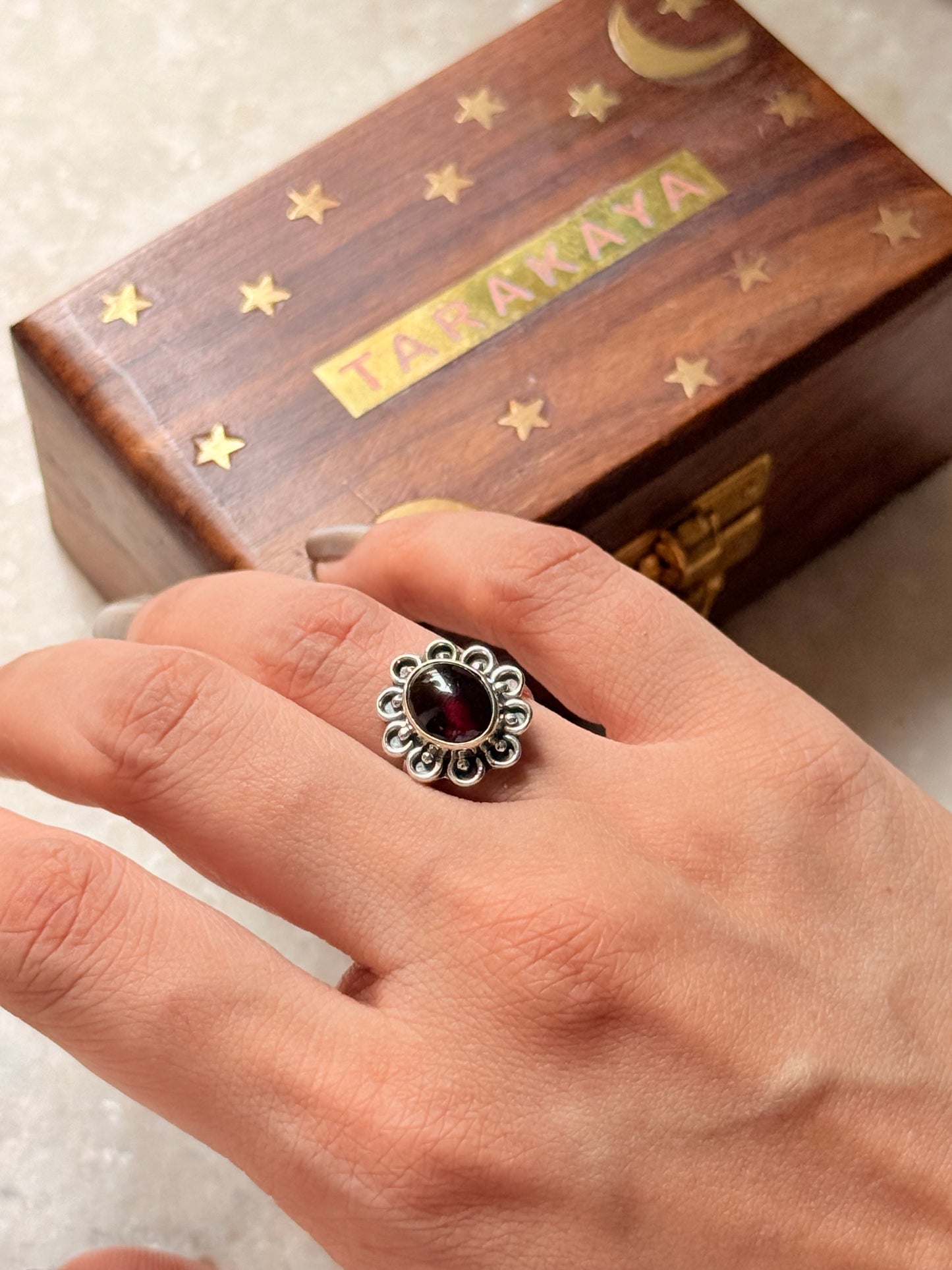 925 Sterling Silver Garnet Oval Flower Boho Ring