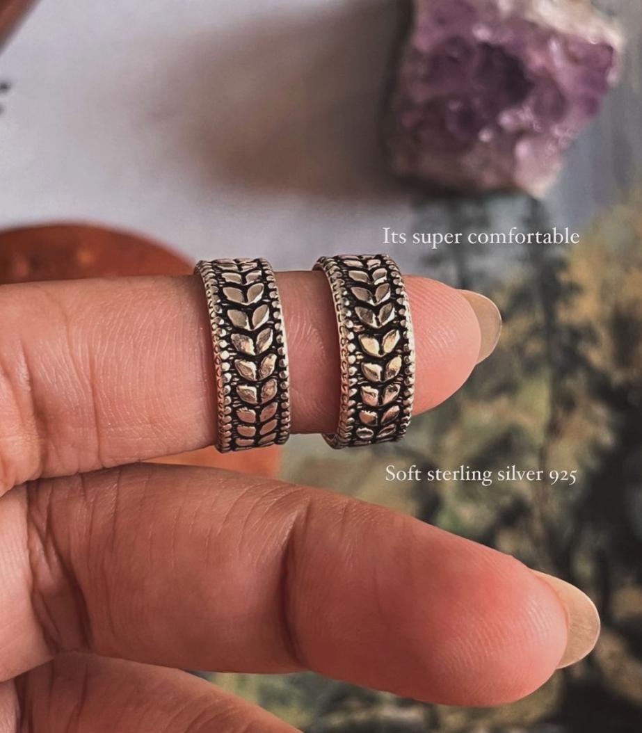 Leaf Motif Antique Pure Silver Toe Ring for Boho Style