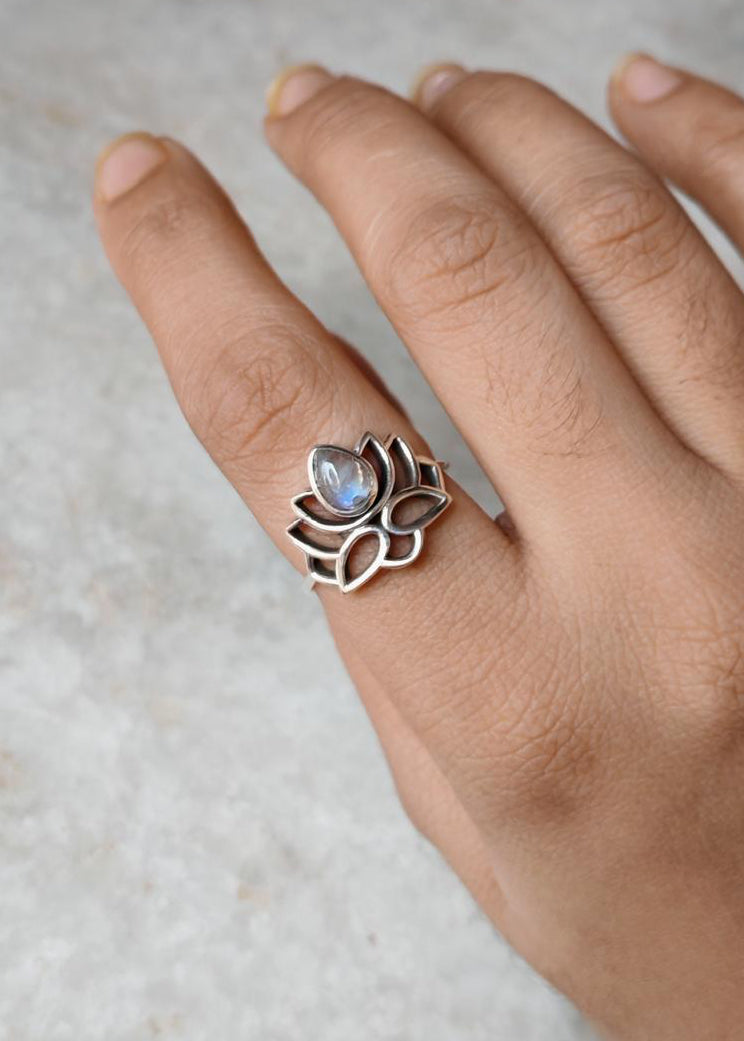925 Sterling Silver Moonstone Divine Lotus Ring