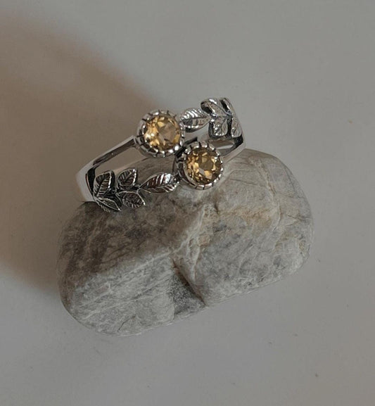 Citrine forest enchantment 925 Sterling Silver ring with delicate foliage and gemstone