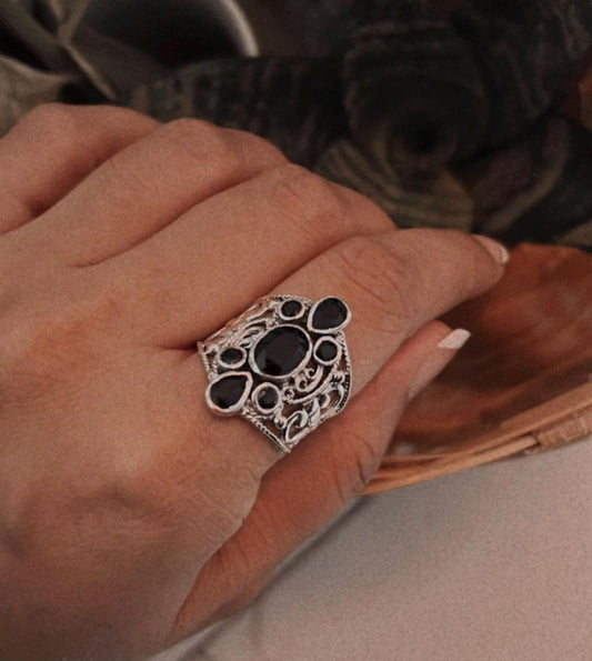 Chic Black Onyx Silver Ring with Vintage Filigree Details