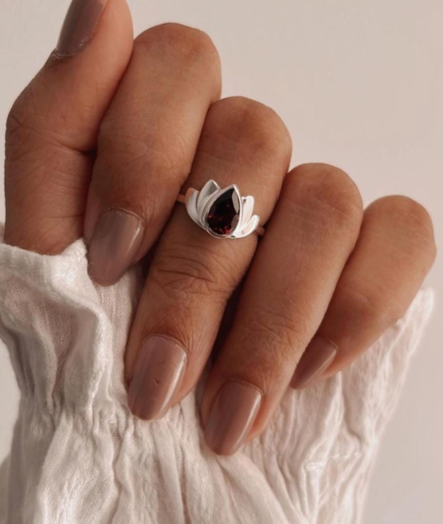 Elegant garnet divine lotus silver ring with floral details