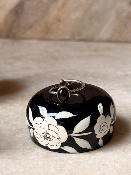 925 Sterling Silver Star Black Onyx Oval Engraved Adjustable Ring