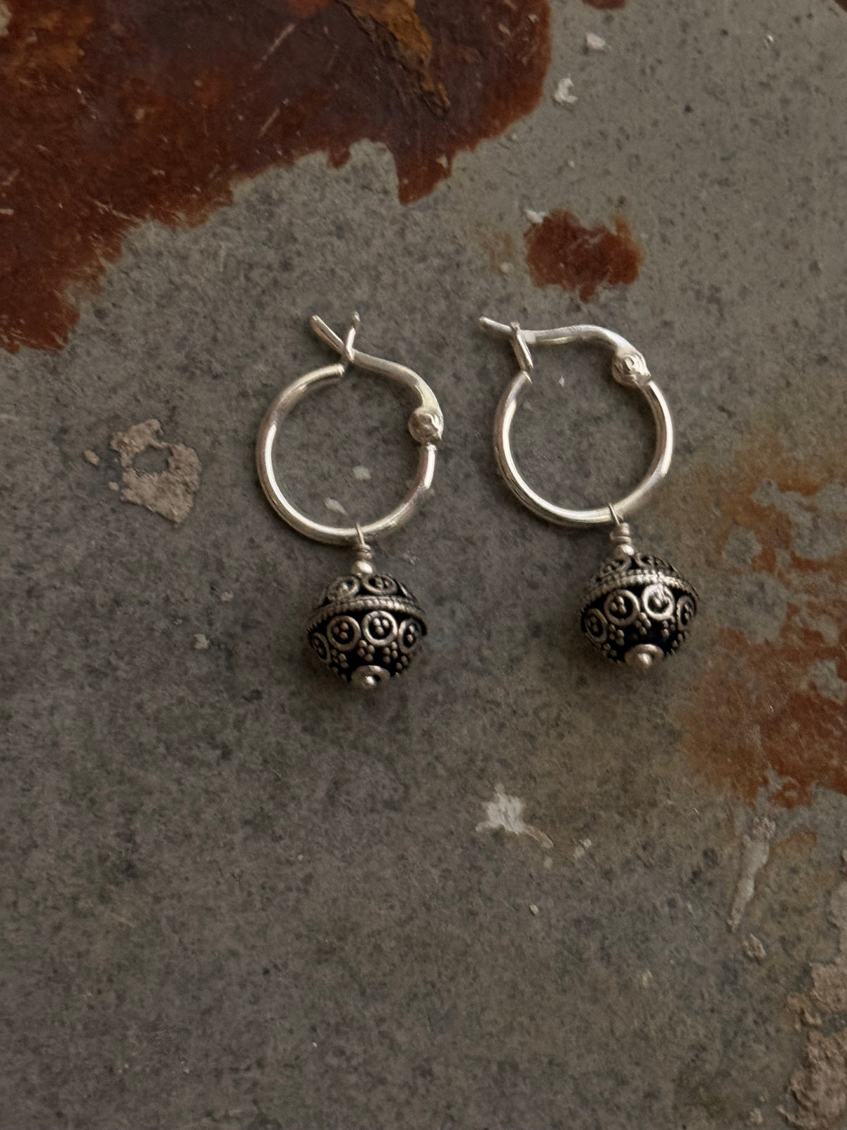 925 Sterling Silver Rawa Silver Balls Hoops Mandali Earrings