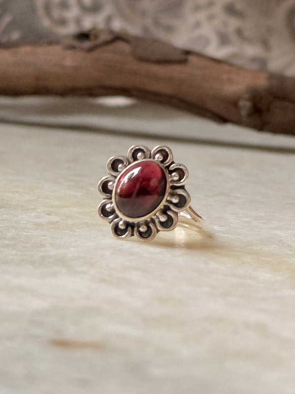 925 Sterling Silver Garnet Oval Flower Boho Ring