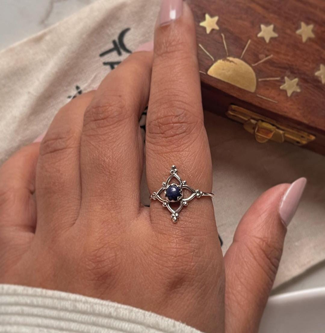 Sterling Silver Lapis Lazuli Flower Ring for Unique Style